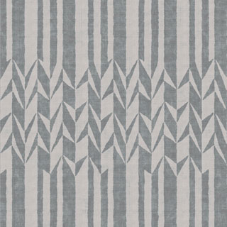 V004